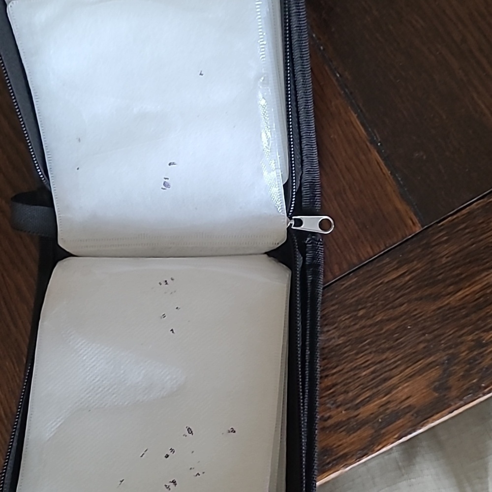 DVD/CD CASES - Picture 2 of 3